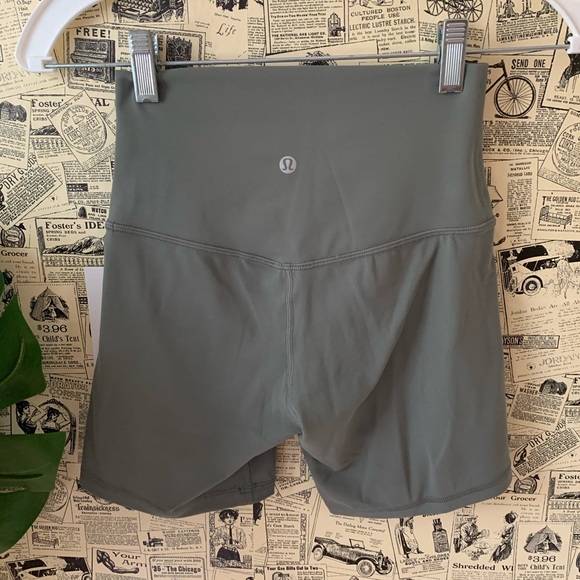 NWT Lululemon grey sage align shorts 6” - Picture 6 of 10
